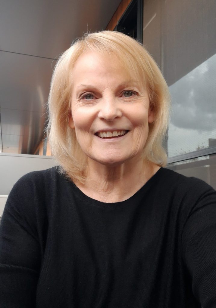 Victoria Heron Photo